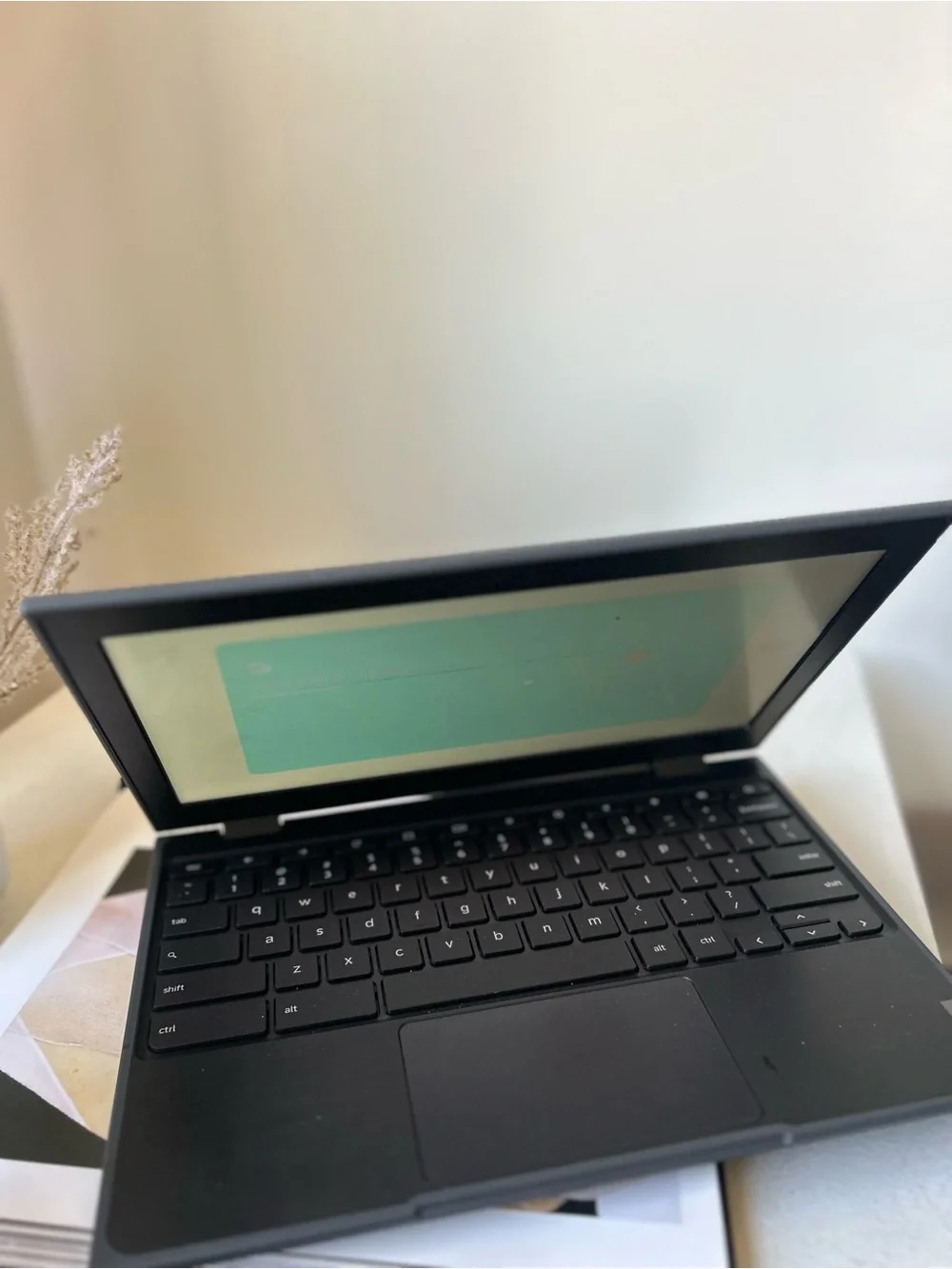 Black Chromebook Laptop - Sleek Portable Computer Lenovo 2nd Gen